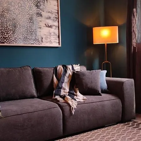 Apartman Retro A Stylish With A Large Garden